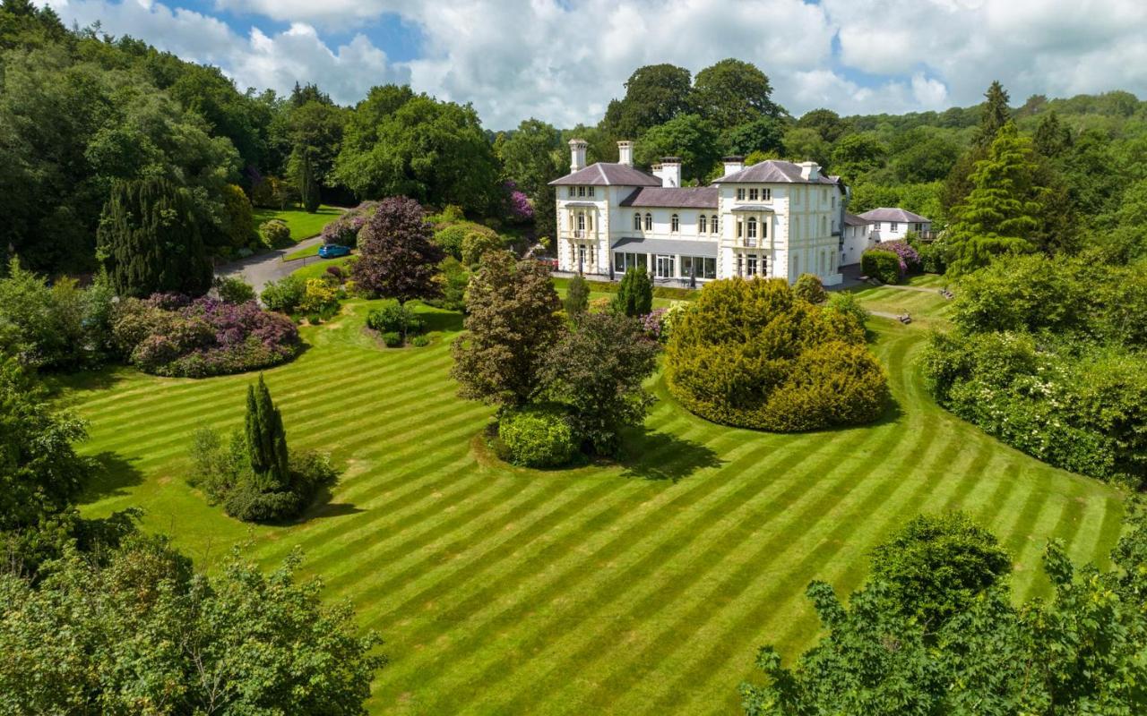 The Falcondale At Lampeter Bagian luar foto