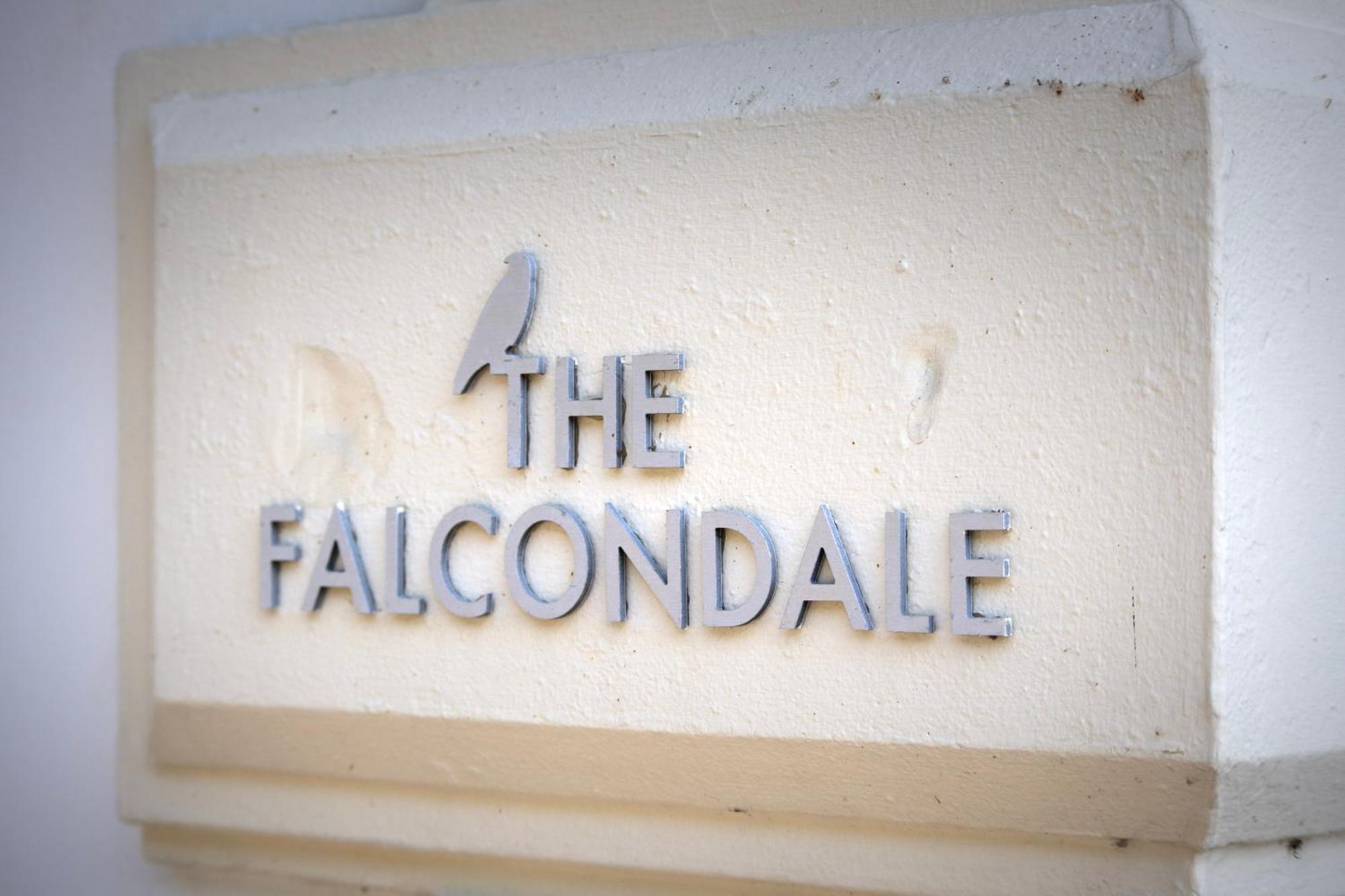 The Falcondale At Lampeter Bagian luar foto