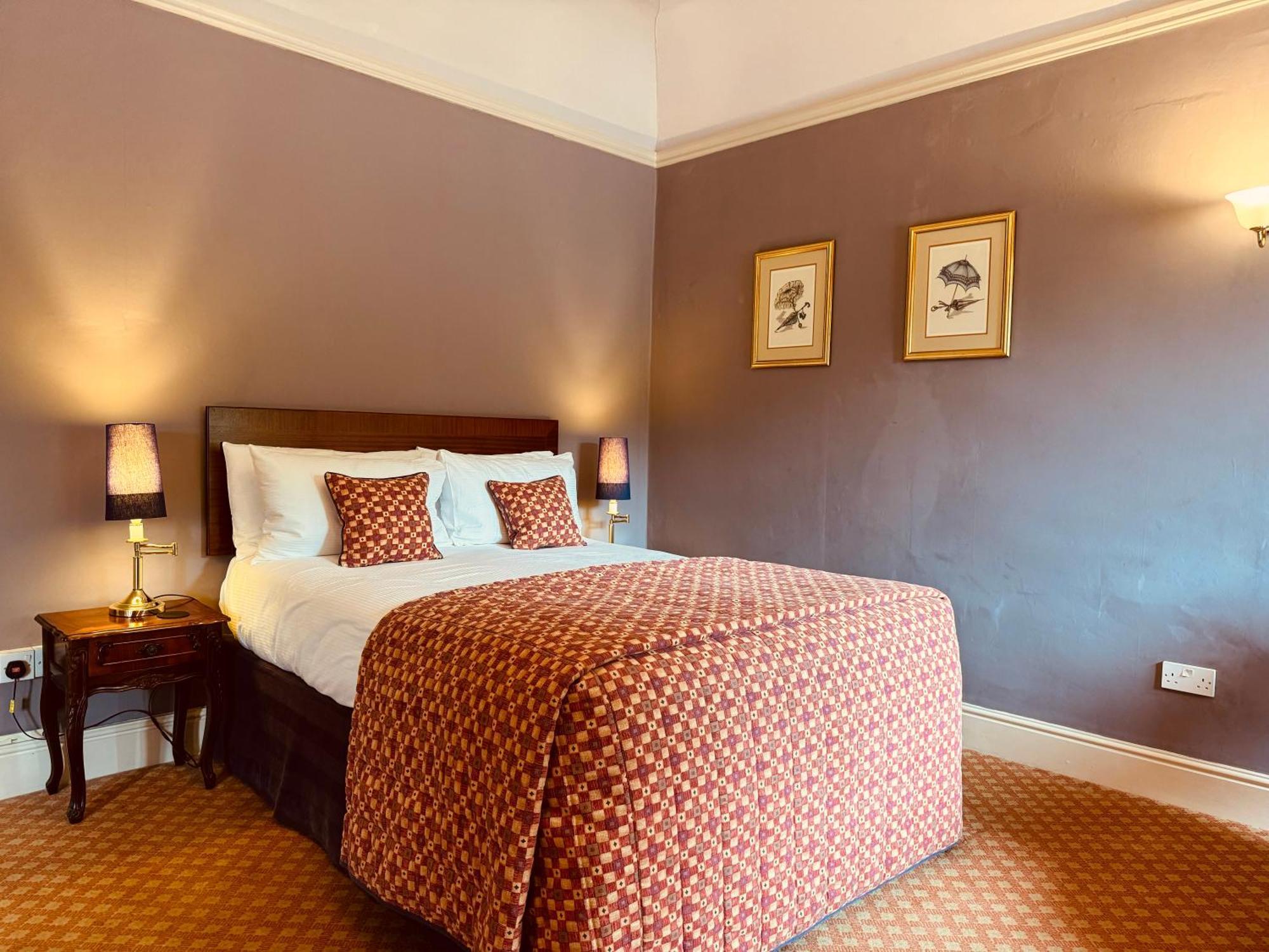 The Falcondale At Lampeter Ruang foto