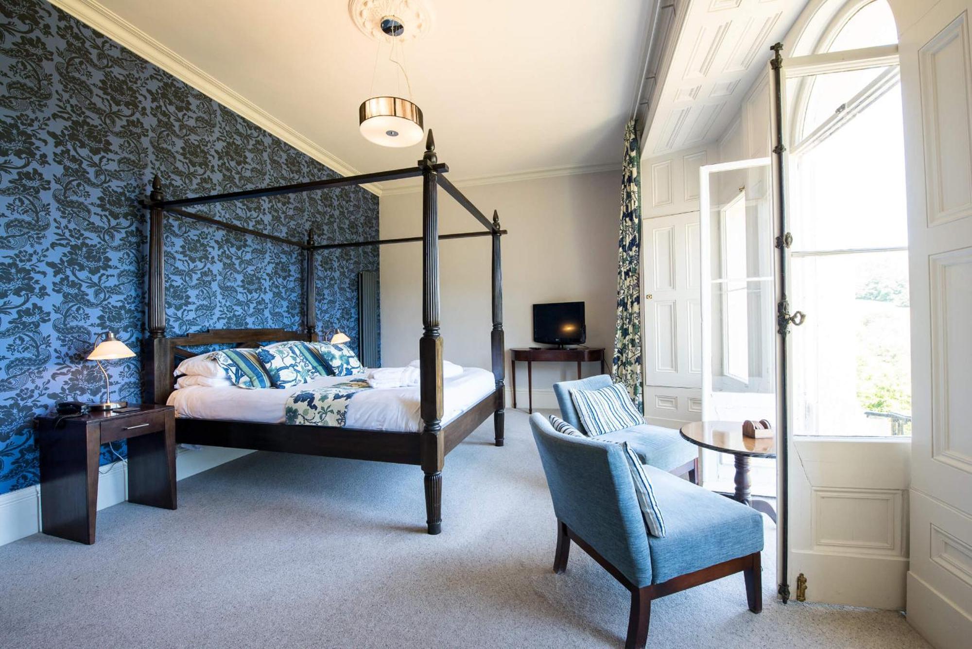 The Falcondale At Lampeter Bagian luar foto